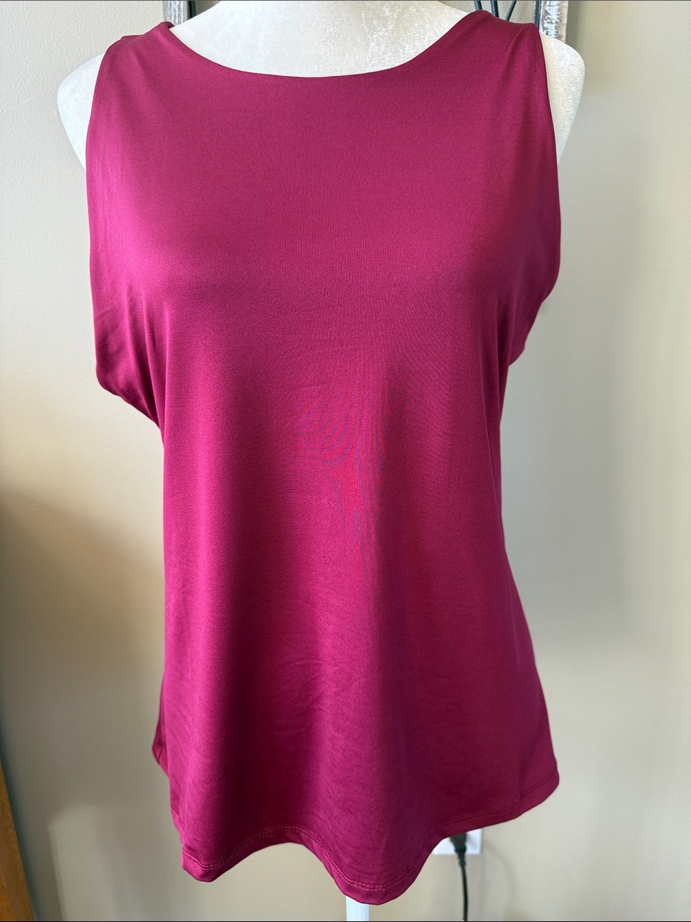 New York Laundry Magenta Sleeveless Camisole